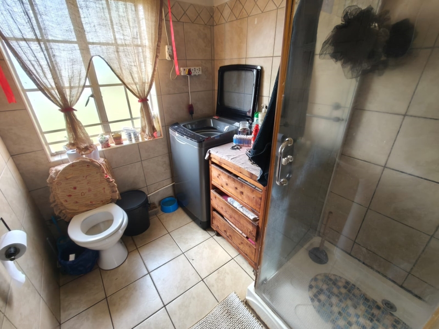 2 Bedroom Property for Sale in Modderfontein AH North West